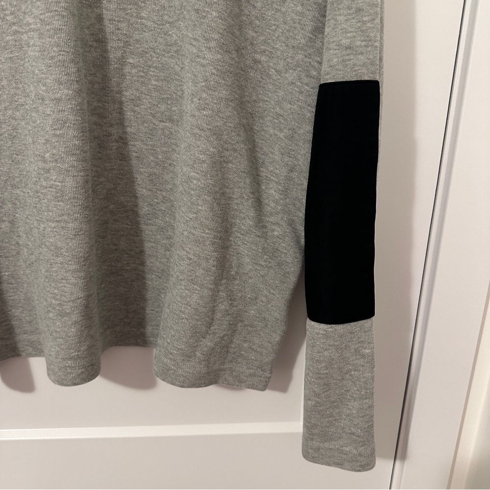 Roots Gray Crewneck Sweater Size Large Mens - Picture 6 of 7